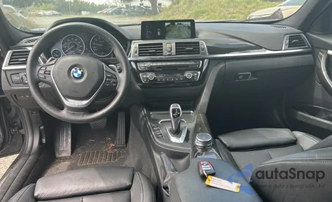 2017 BMW 330 Xi z USA, uszkodzony, nr VIN WBA8K3C38HA022948